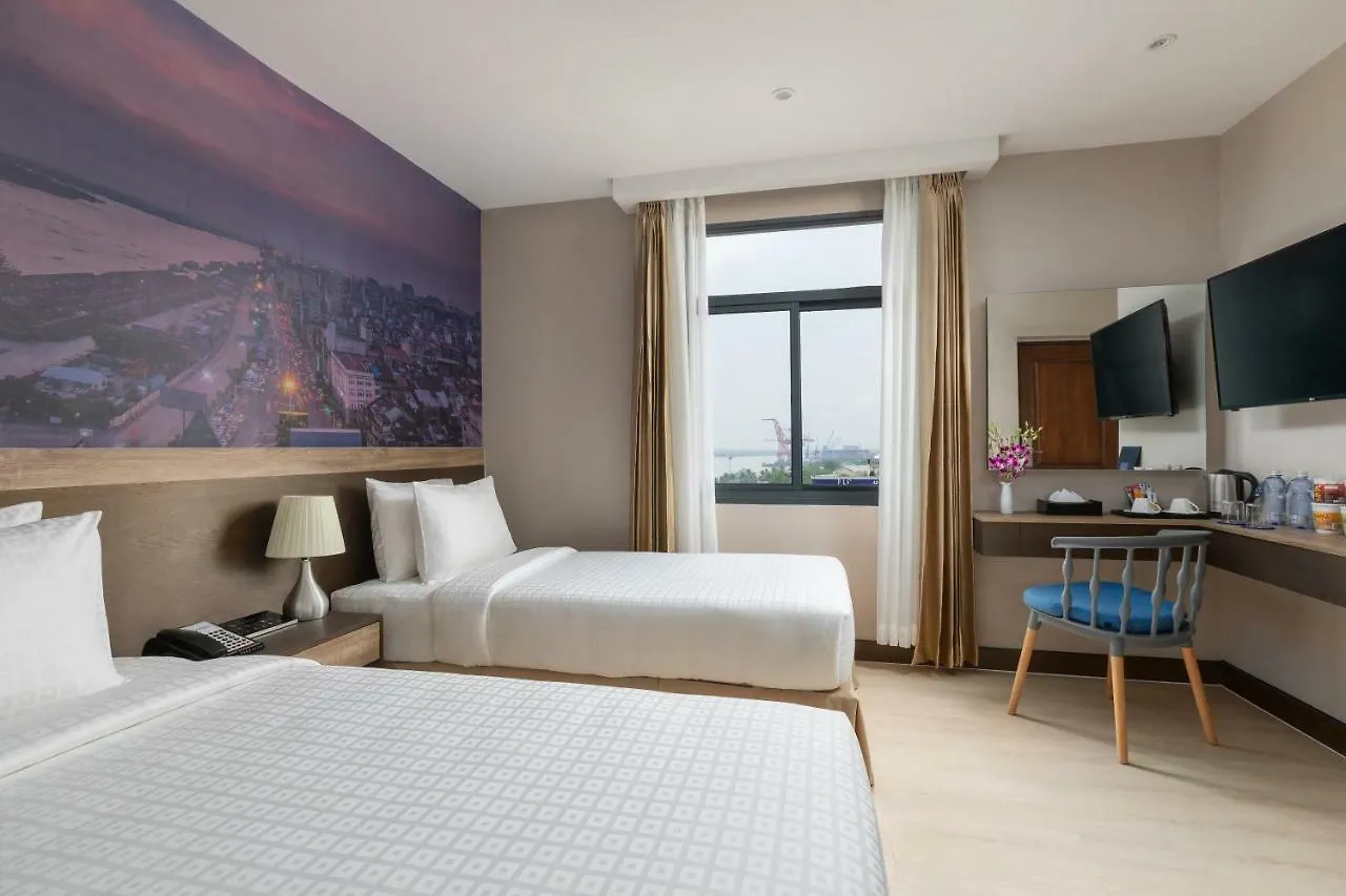 Hotel Balmi Yangon 3*,